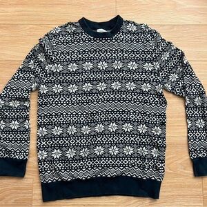 Men's Black and White Patterned Sweater